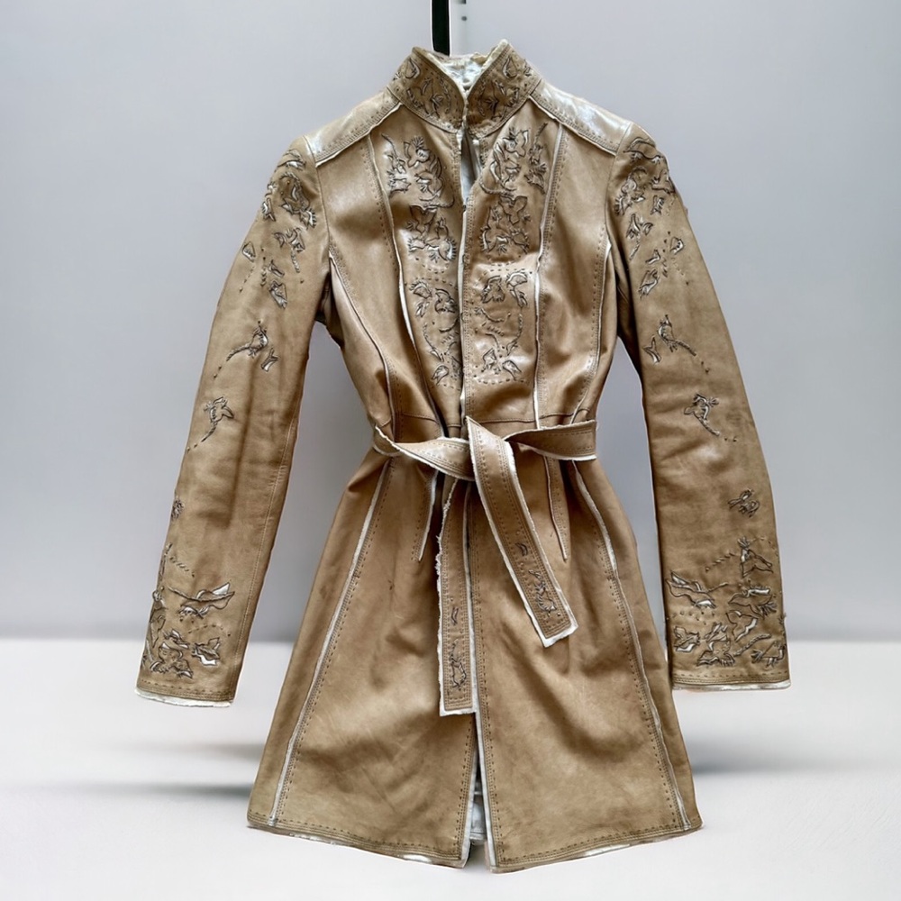 Elie Tahari Leather Coat embroidery details Sz 6